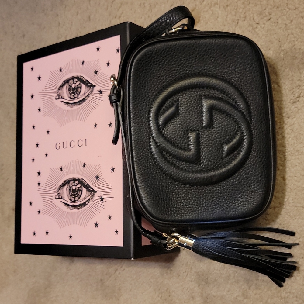💕Black Soho Brand New crossbody nude color